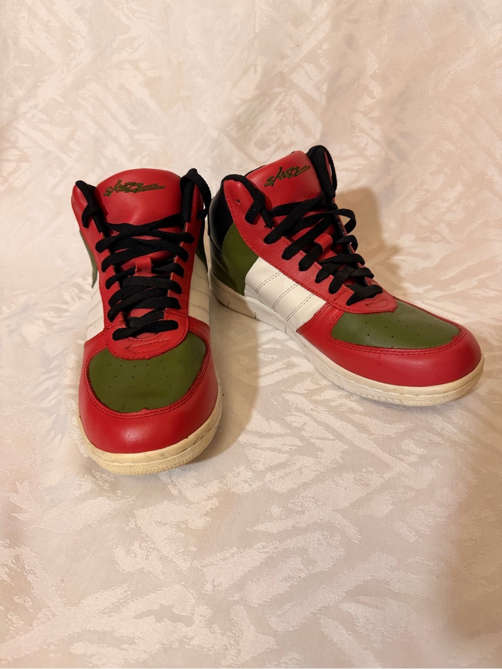 Skazz High-Top Dance Sneakers in Red, Green & White for women’s US 10 / EU 41.5